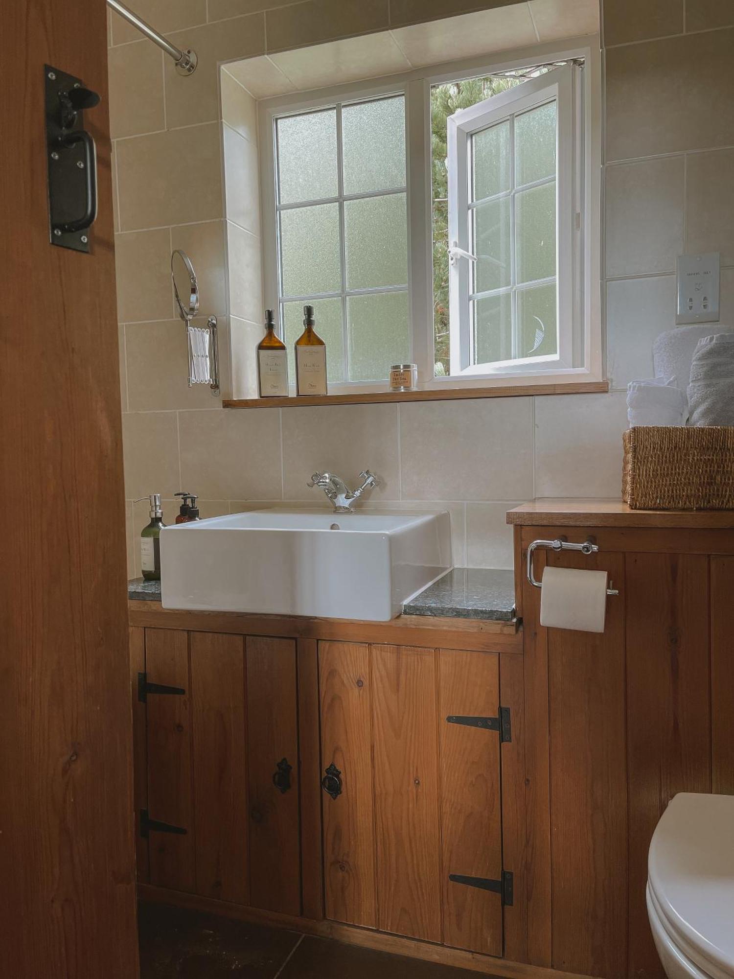 Outbuildings Dorset Hotel Bridport Eksteriør billede